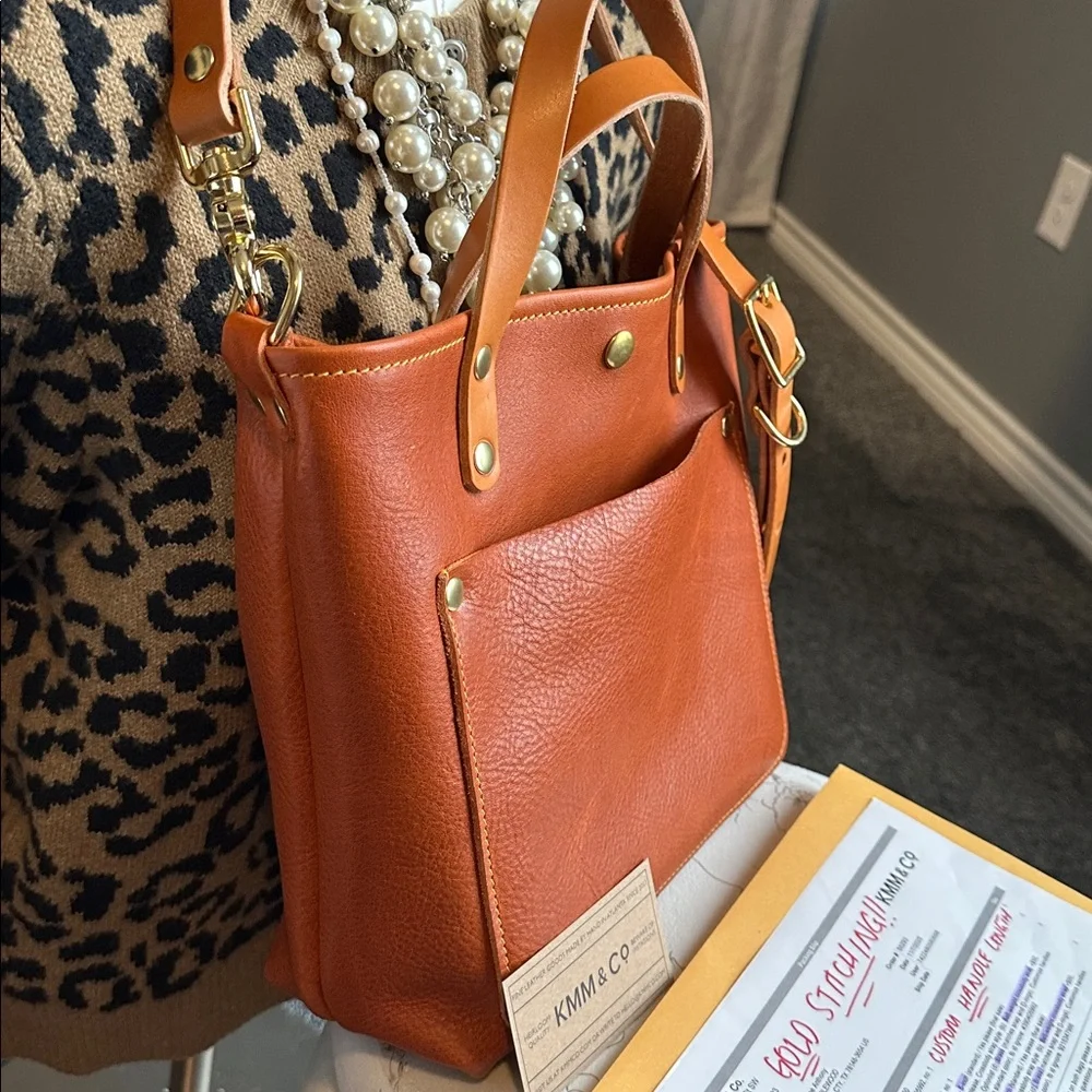 Offers? KMM &Co pumpkin bulldog, mini travel tote NEW - Picture 6 of 10